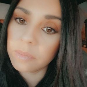 Meet your Posher, Dalila